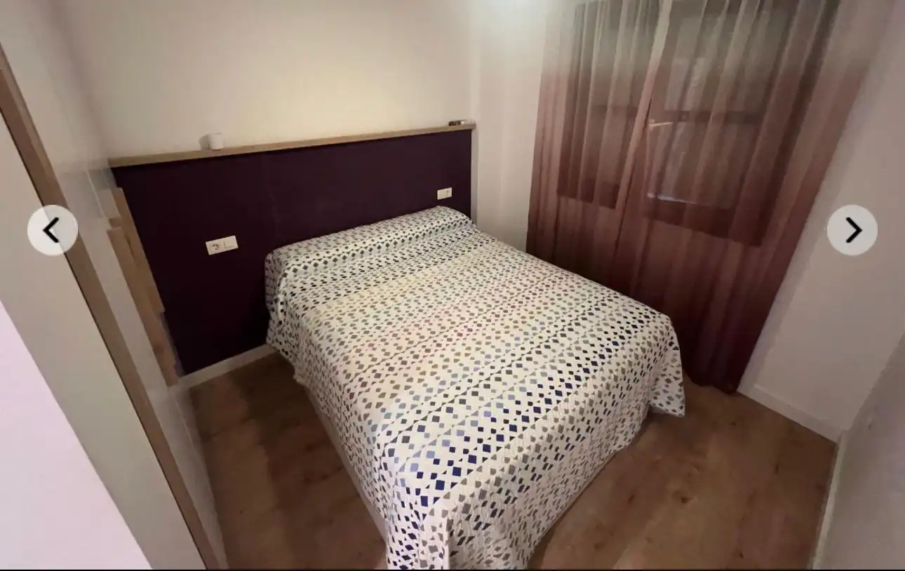 Habitación de Piso en venta en Jaén con Aire acondicionado, Calefacción y Jardín privado