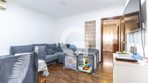 Luminoso piso de 3 habitaciones 2 baños