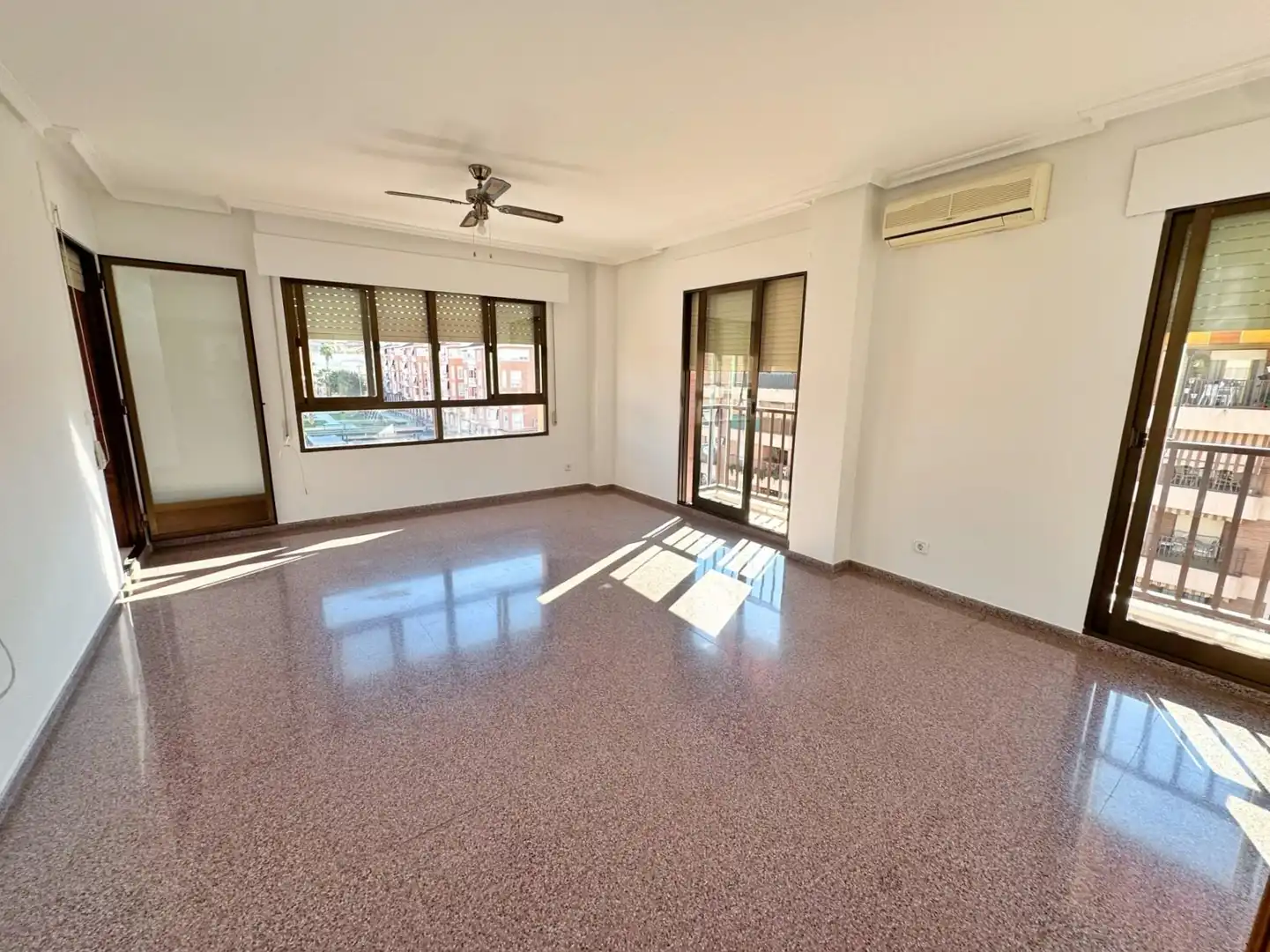 Außenansicht von Wohnung zum Verkauf in Petrer, Alicante