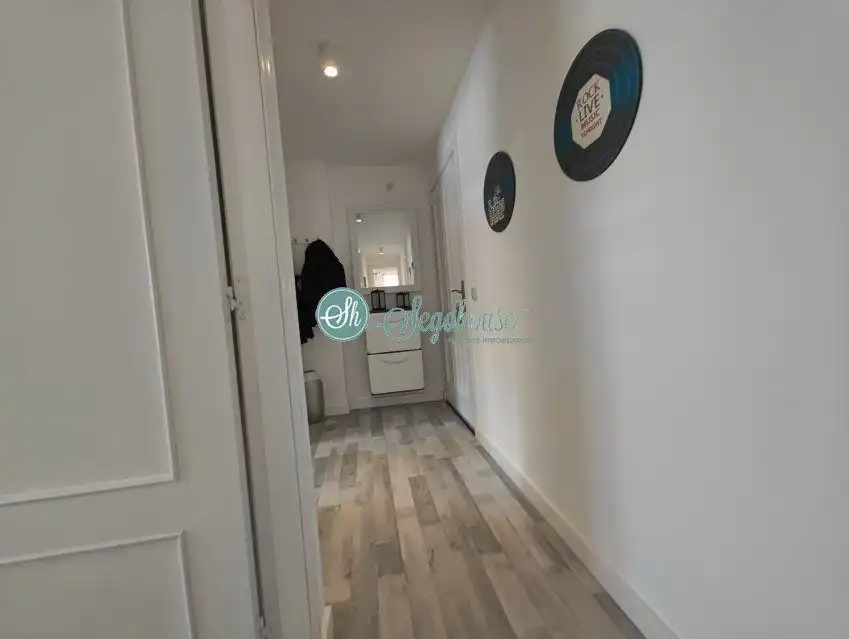 Piso en venta en Torrecaballeros con Calefacción, Terraza y Amueblado