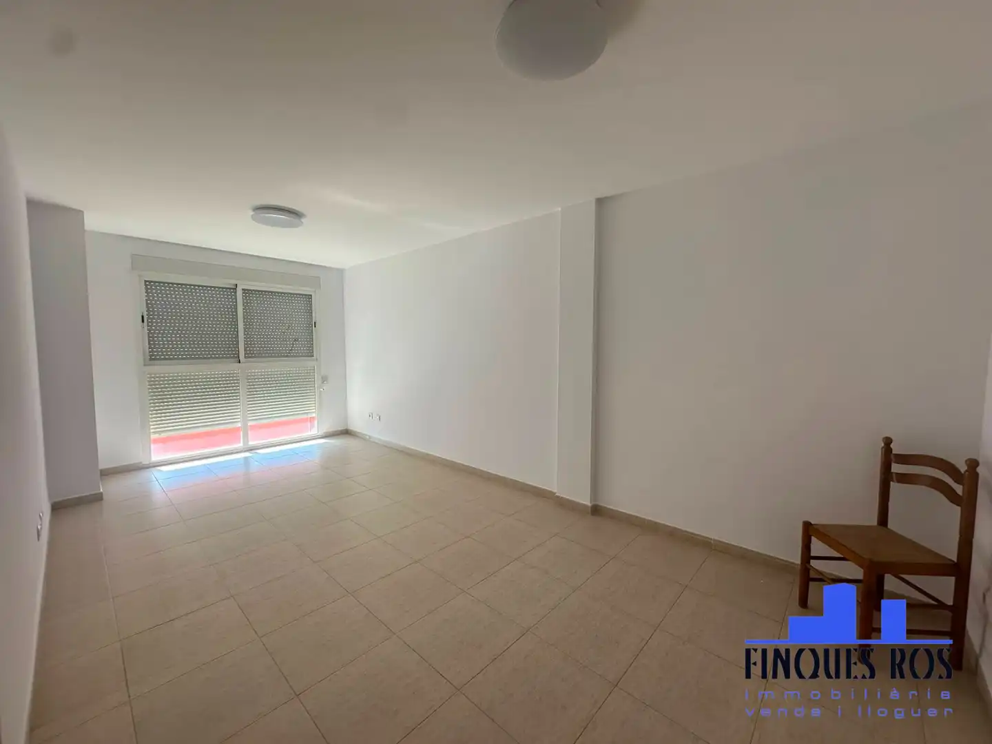Sala d'estar de Pis de lloguer en Vinaròs amb Calefacció i Domòtica
