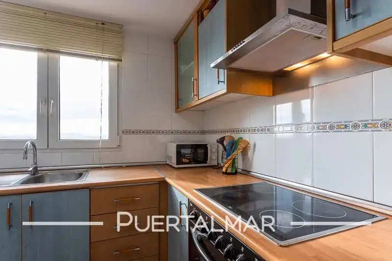 Kitchen of Flat for rent in El Campello  with Air Conditioner, Heating and Terrace