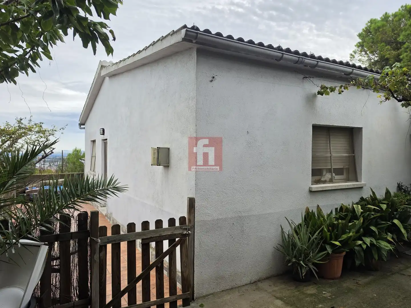 Exterior view of Houses for sale in Ponent