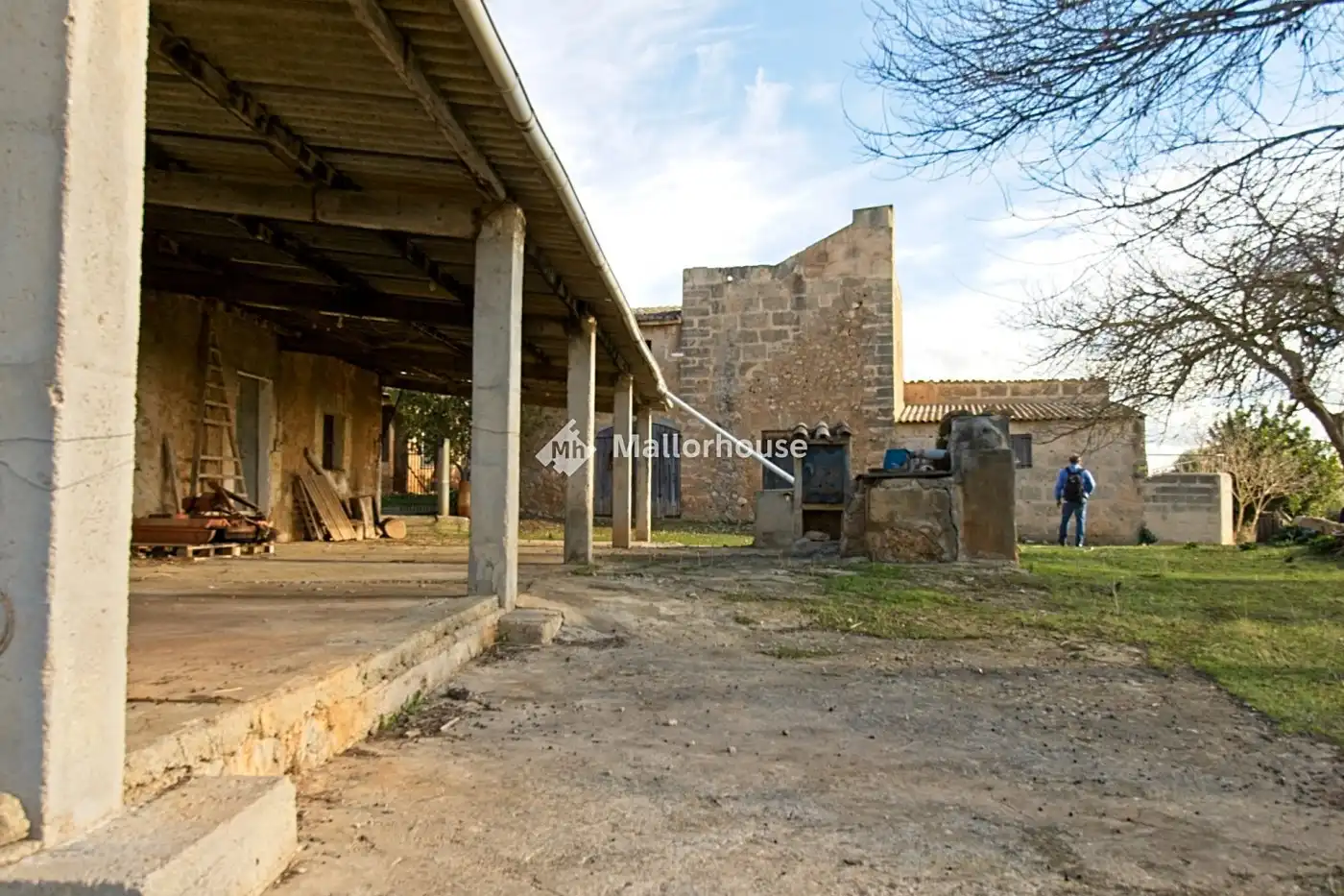 Vista exterior de Finca rústica en venda en  Palma de Mallorca amb Jardí privat, Terrassa i Traster
