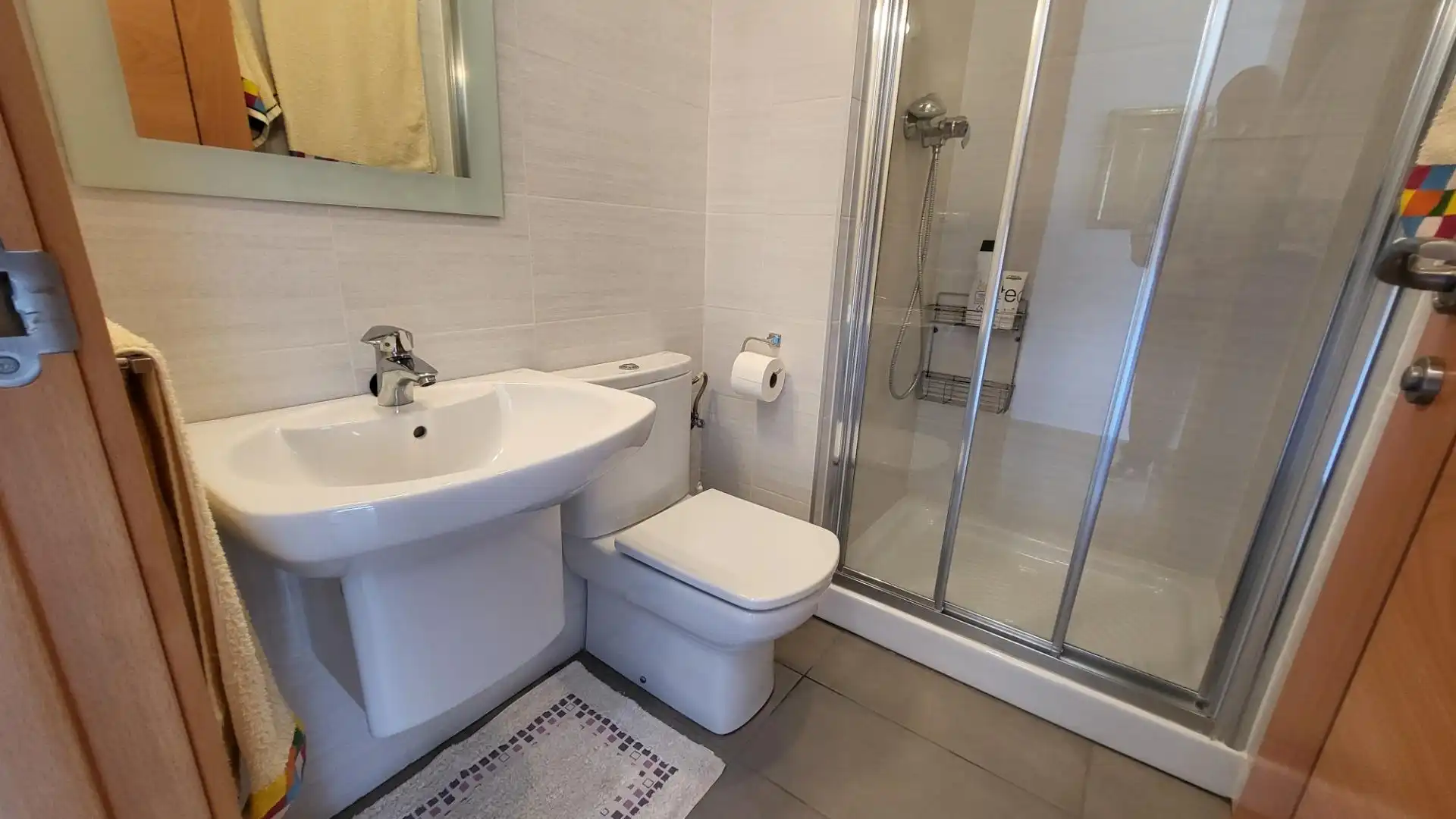 Bathroom of Apartments for sale in Elche / Elx  with Air Conditioner, Heating and Private garden