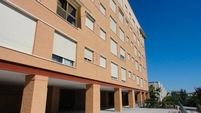 Piso en Alquiler en Calle de Arcaute en Rejas