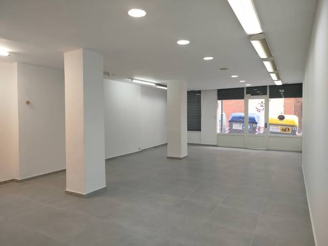 Local comercial en Alquiler en Carrer de Soler en Nou Eixample Sud