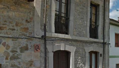 Foto 3 de Casa adosada en venda a Rioseco, 70, Sobrescobio, Asturias