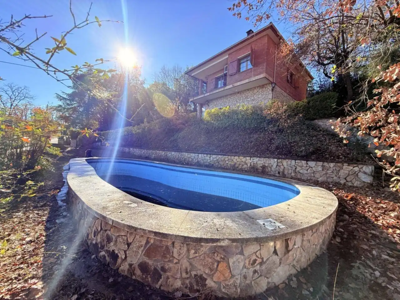 Piscina de Casa o chalet en venta en Riells i Viabrea con Aire acondicionado, Calefacción y Jardín privado