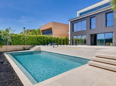 Casa amb piscina en venda a Passeig de Valldoreix