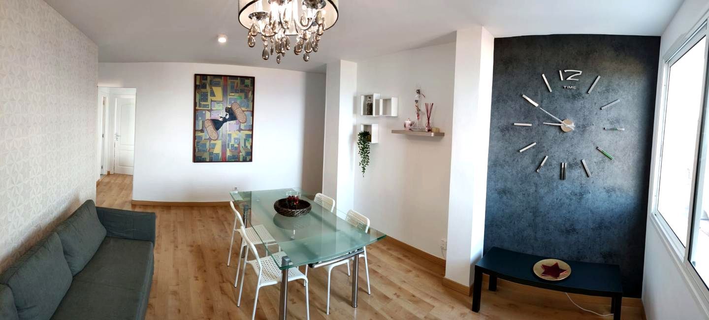 Menjador de Apartament de lloguer en  Santa Cruz de Tenerife Capital amb Moblat