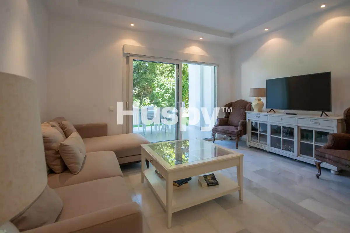 Wohnzimmer von Wohnung zur Miete in Nueva Andalucía