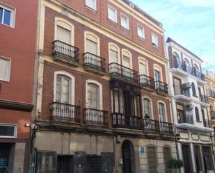 Vista exterior de Edifici en venda en  Huelva Capital