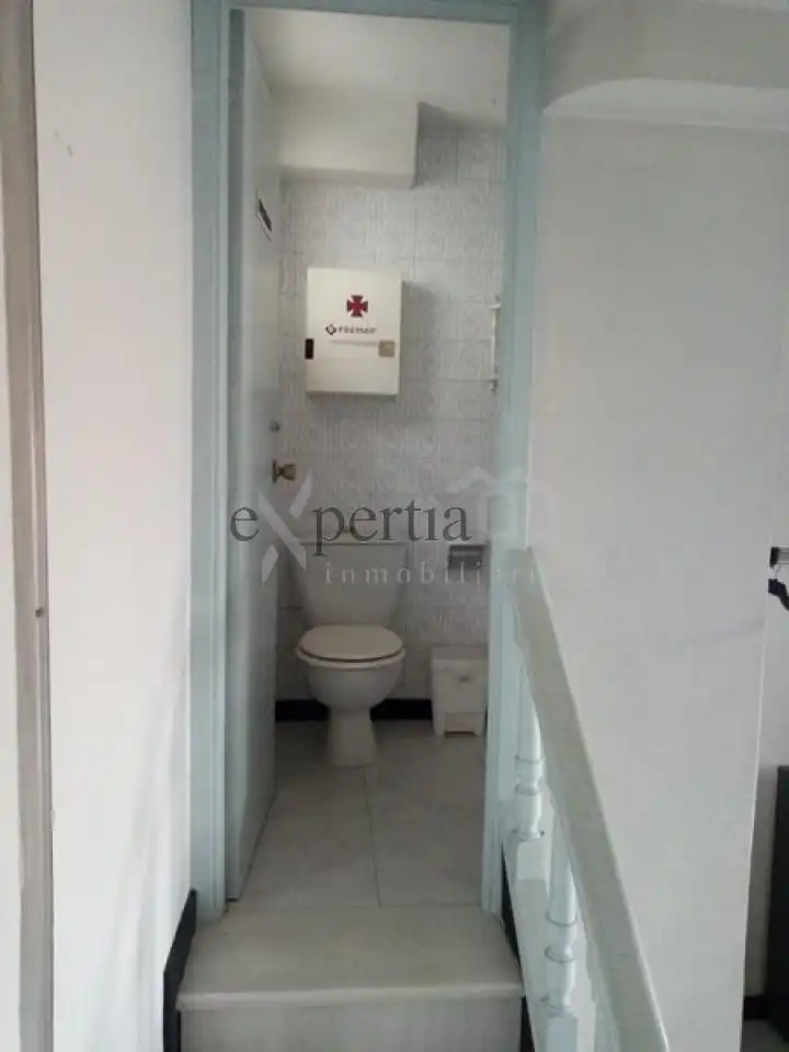 Bathroom of Commercial properties for rent in Boiro  with Furnished