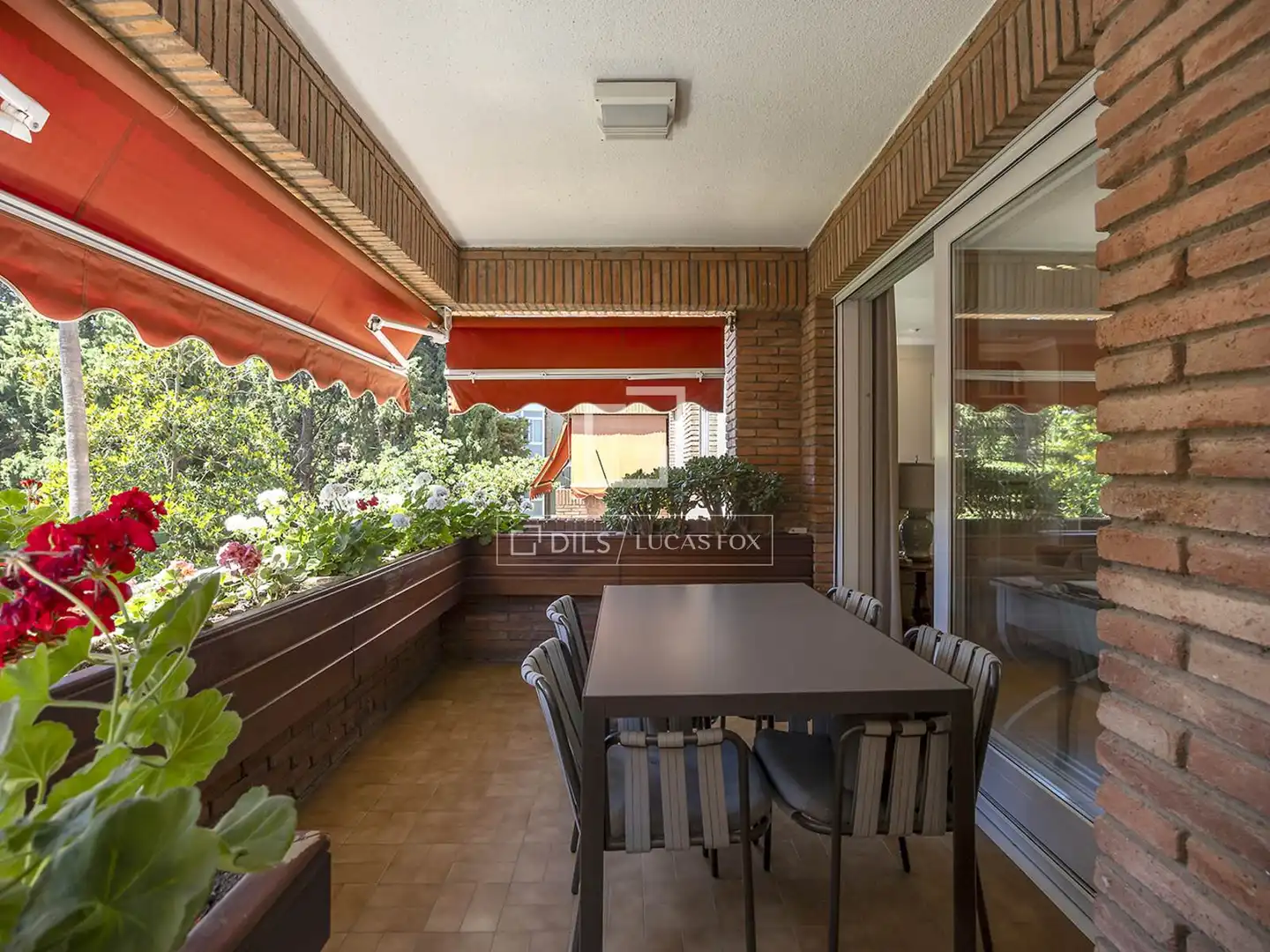 Terrasse von Wohnung zur Miete in Barcelona mit Heizung, Privatgarten und Parkett