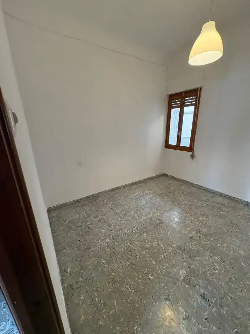 Wohnung zur Miete in Monóvar  / Monòver mit Balkon