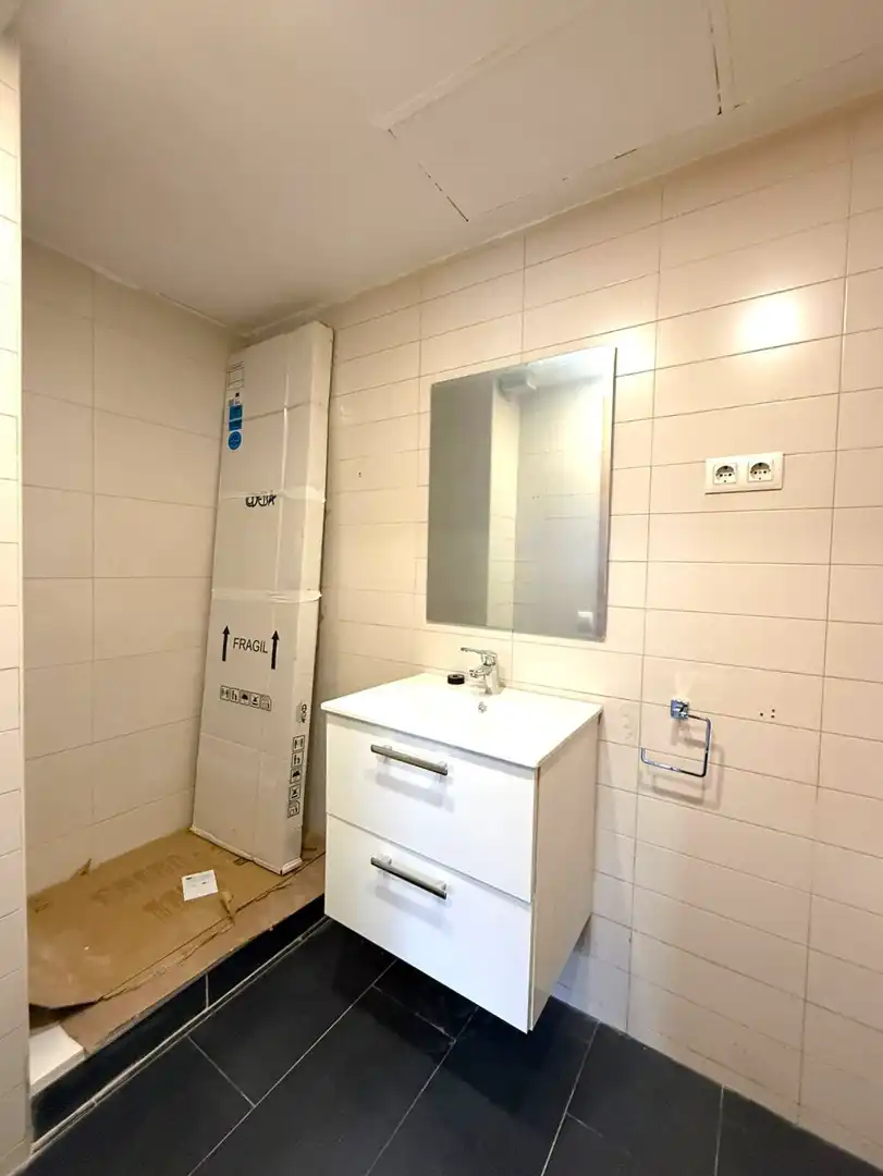 Baño de Piso en venta en Sant Vicenç Dels Horts con Aire acondicionado y Calefacción