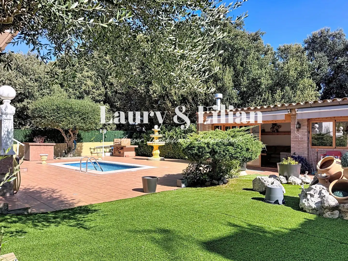 Houses for sale in Avinyonet de Puigventós