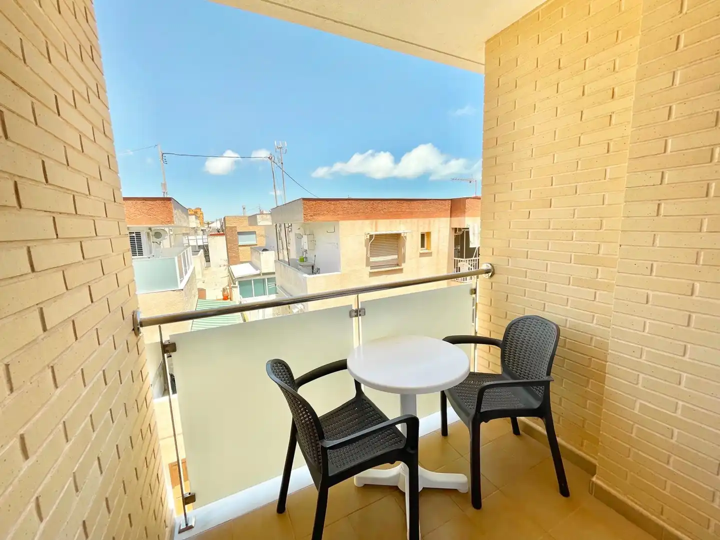 Terrassa de Apartament de lloguer en Los Alcázares amb Aire condicionat, Traster i Moblat