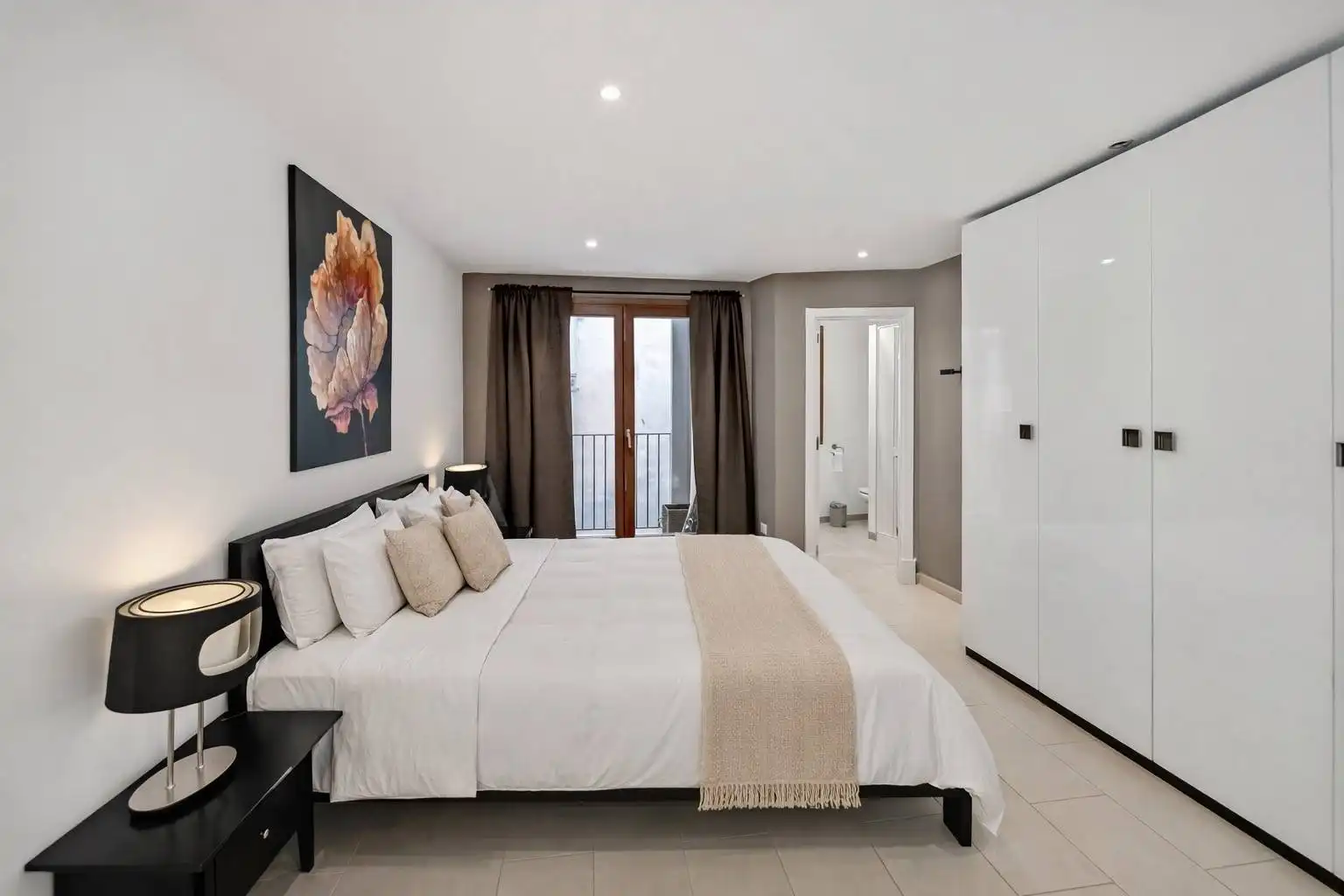 Schlafzimmer von Wohnung zum Verkauf in  Palma de Mallorca mit Klimaanlage, Möbliert und Balkon
