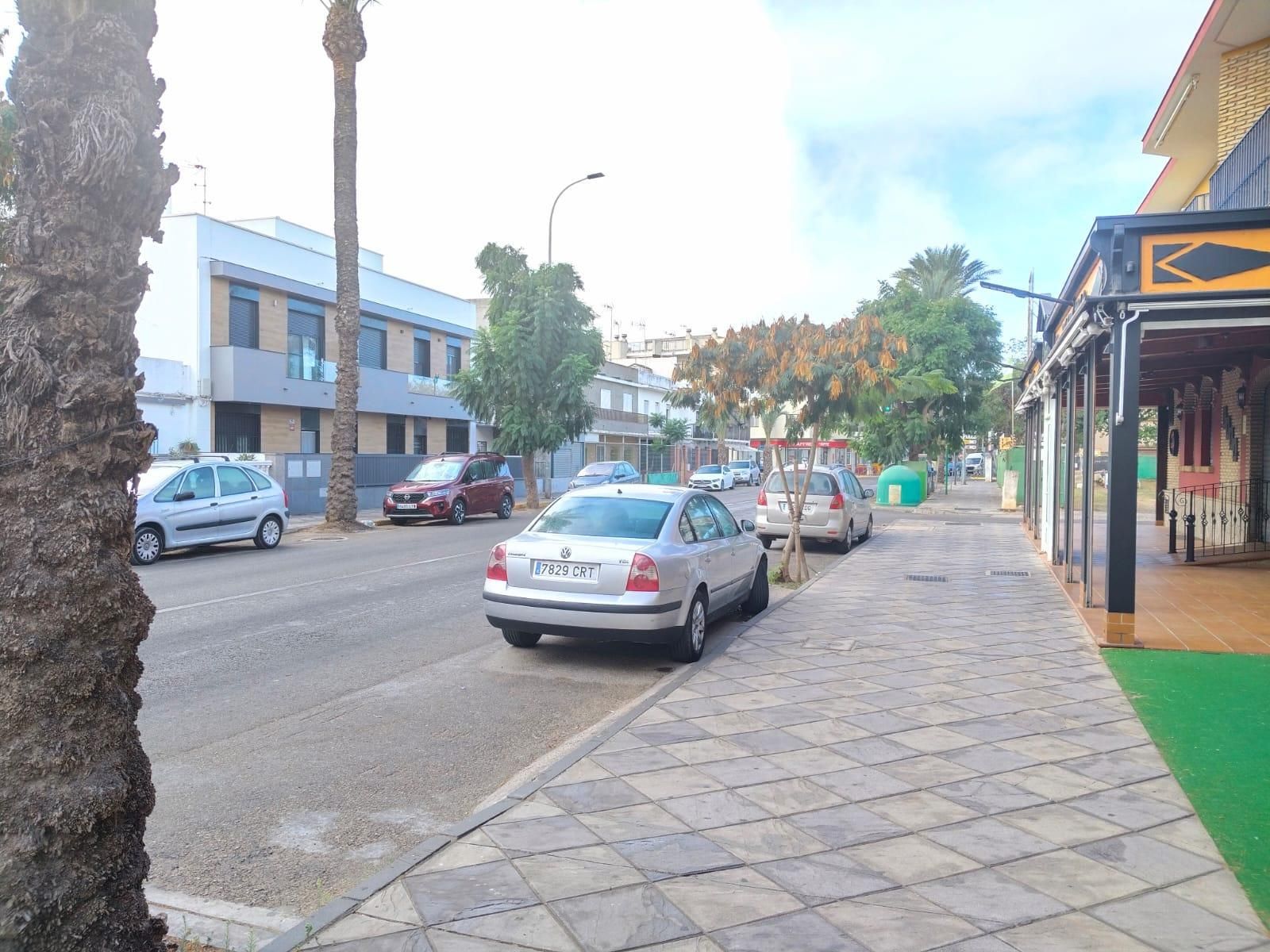 Exterior view of Garage for sale in Chipiona
