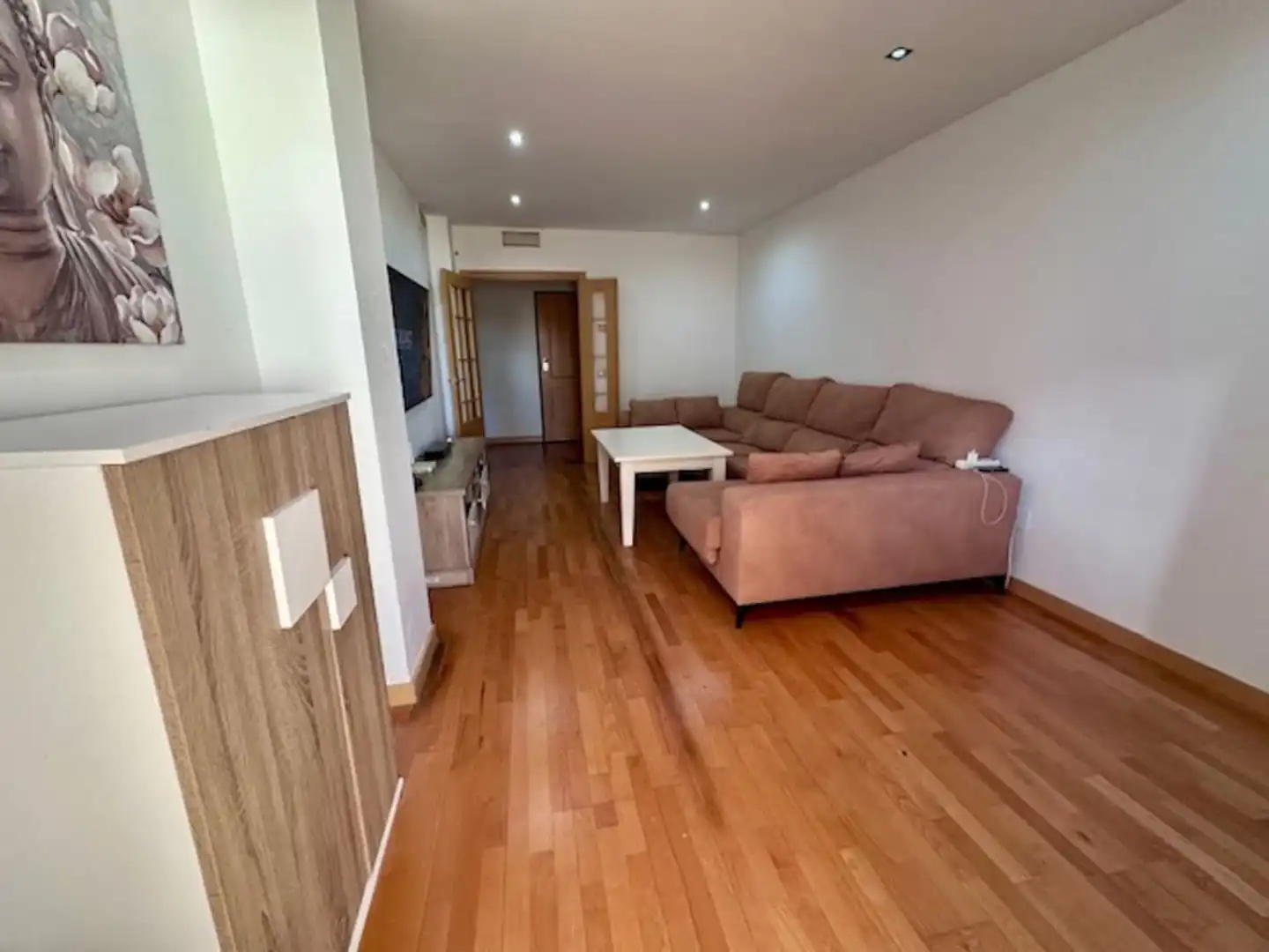 Wohnzimmer von Erdgeschoss zum Verkauf in Estepona mit Privatgarten, Terrasse und Schwimmbad