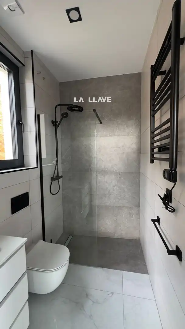 Bany de Casa o xalet en venda en Lloret de Mar amb Aire condicionat, Calefacció i Terrassa