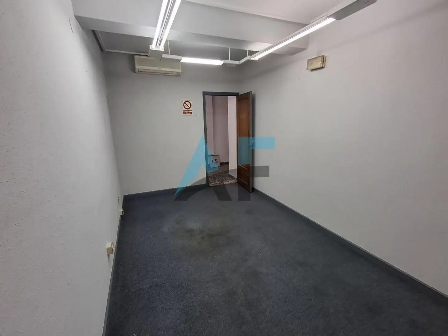 Oficina de alquiler en Ourense Capital  con Calefacción