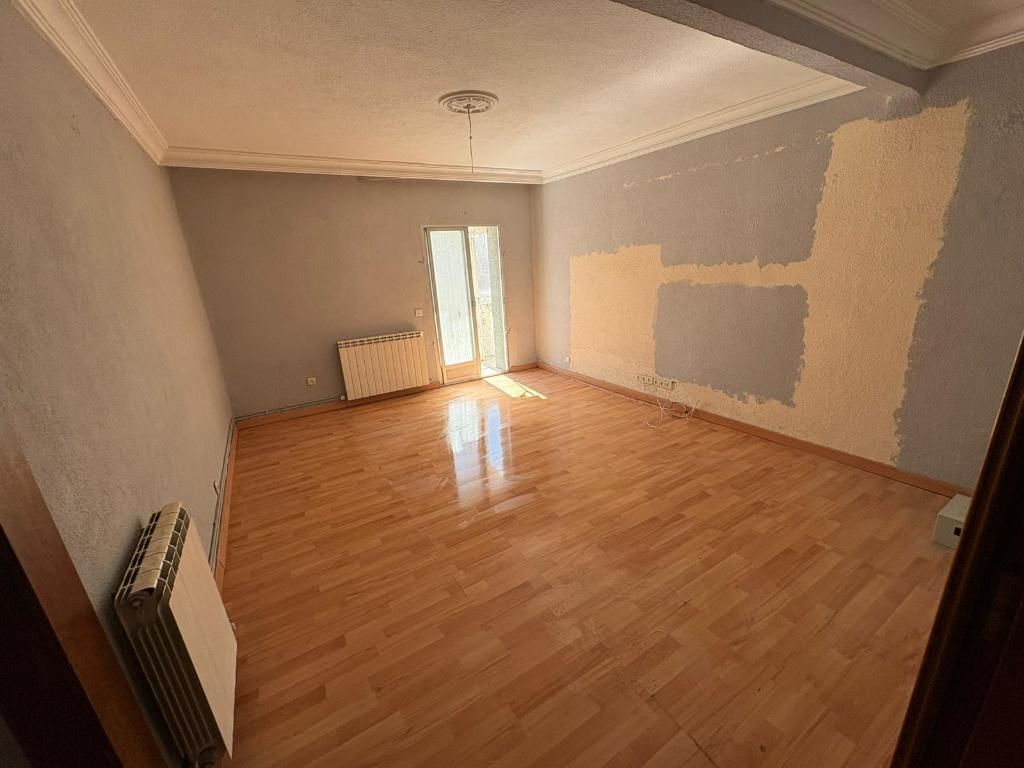 Sala d'estar de Pis en venda en Leganés amb Calefacció