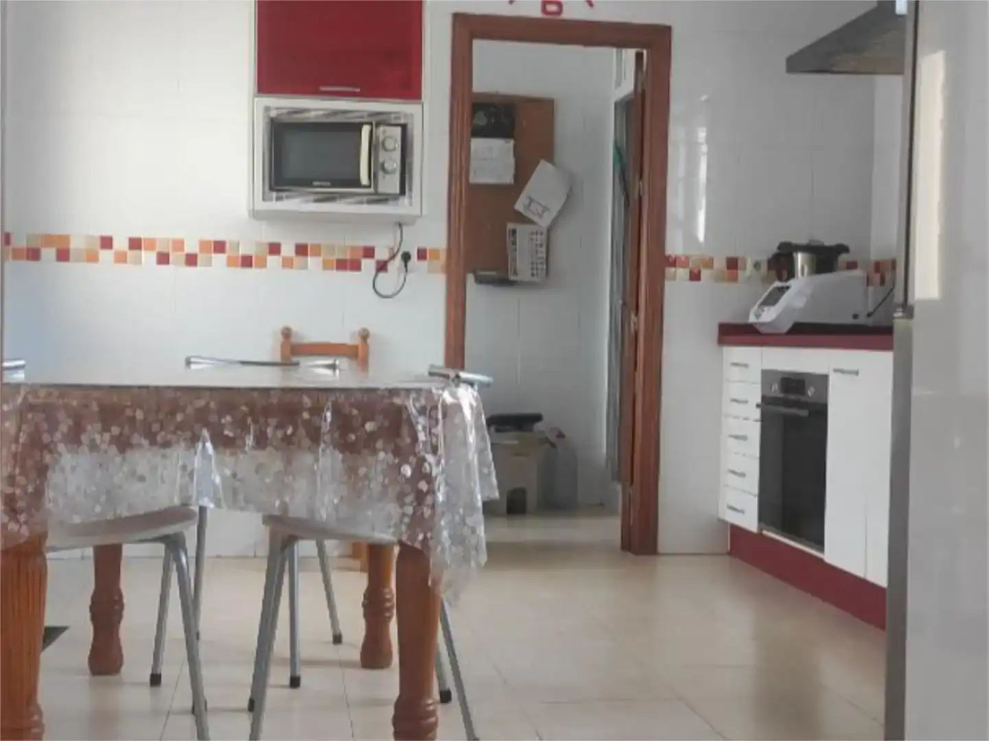 Cuina de Pis en venda en Beas amb Aire condicionat, Jardí privat i Parquet