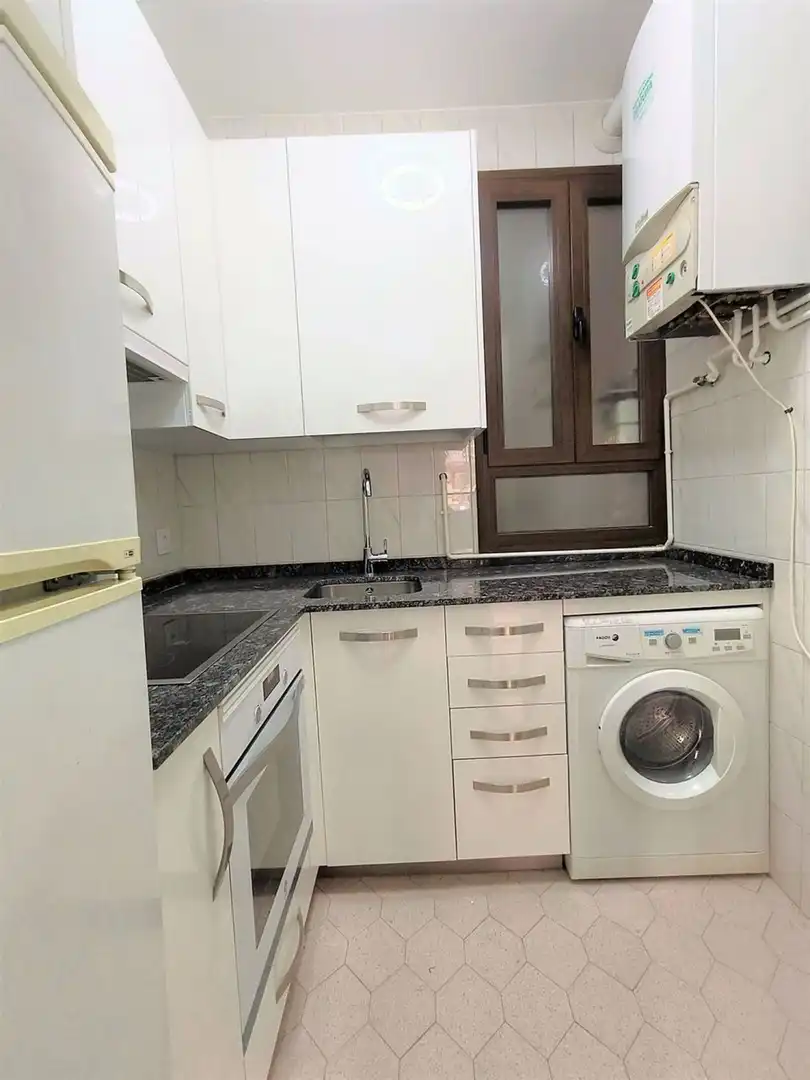 Cocina de Piso de alquiler en Madrid con Calefacción