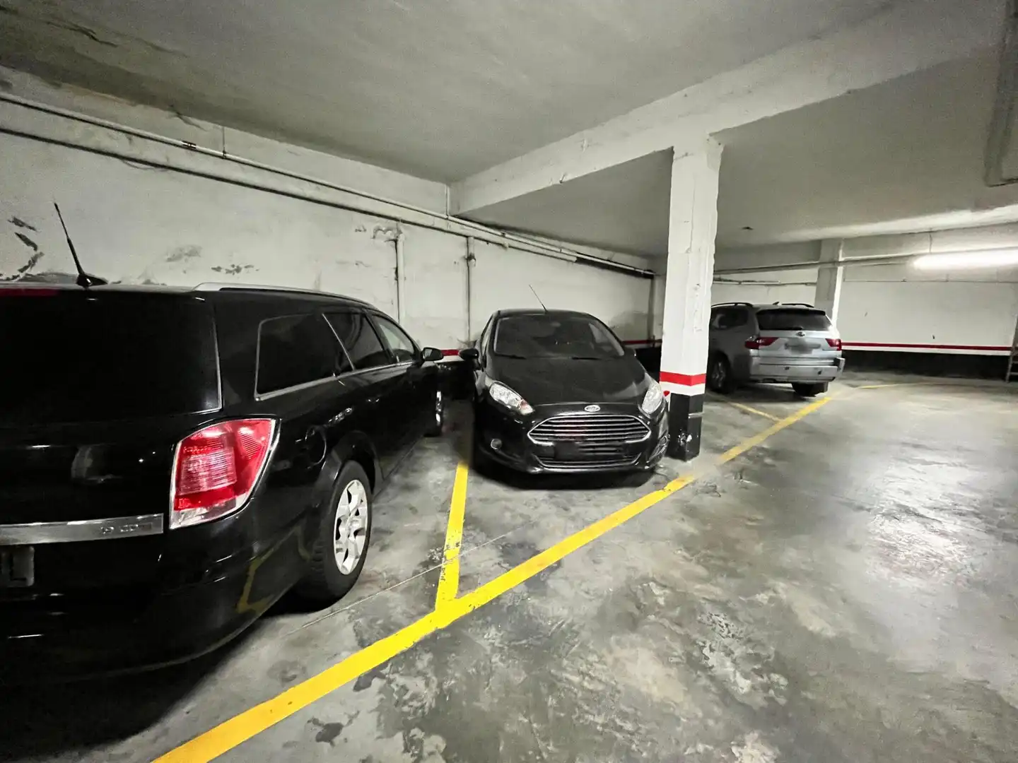 Parkplatz von Garage zum Verkauf in Basauri 