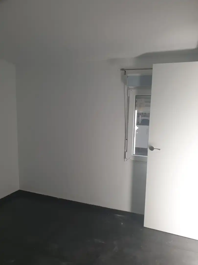Bedroom of Flat for rent in Parla  with Washing machine