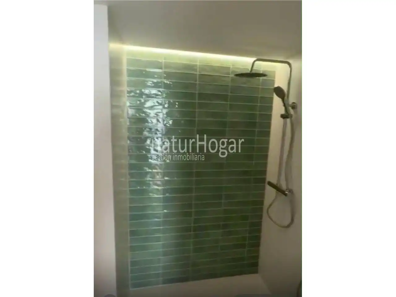 Baño de Apartamento de alquiler en Canet d'En Berenguer con Aire acondicionado, Amueblado y Piscina comunitaria