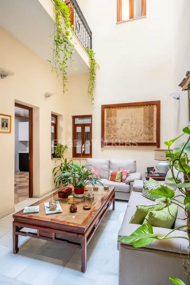 Living room of Houses for sale in Sevilla  with Air Conditioner, Heating and Storage room