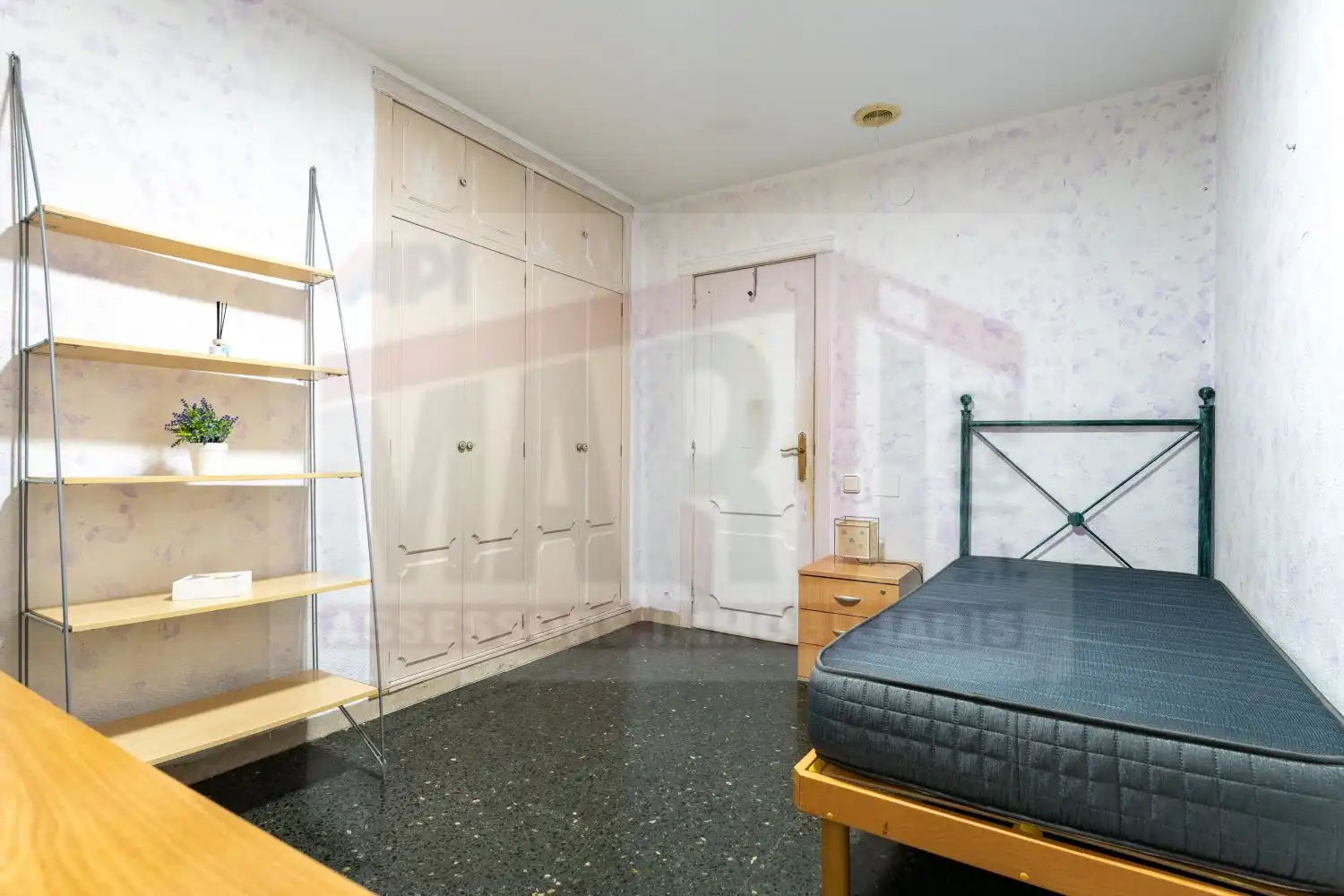 Habitación de Piso en venta en Reus con Calefacción, Terraza y Trastero