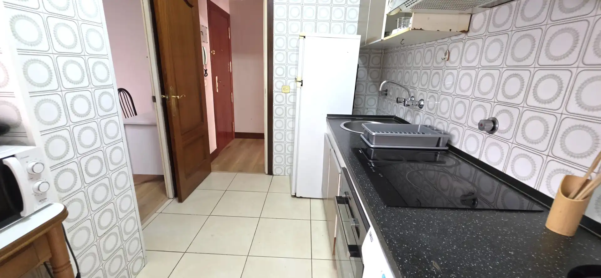 Kitchen of Flat for rent in Bilbao   with Heating, Parquet flooring and Furnished