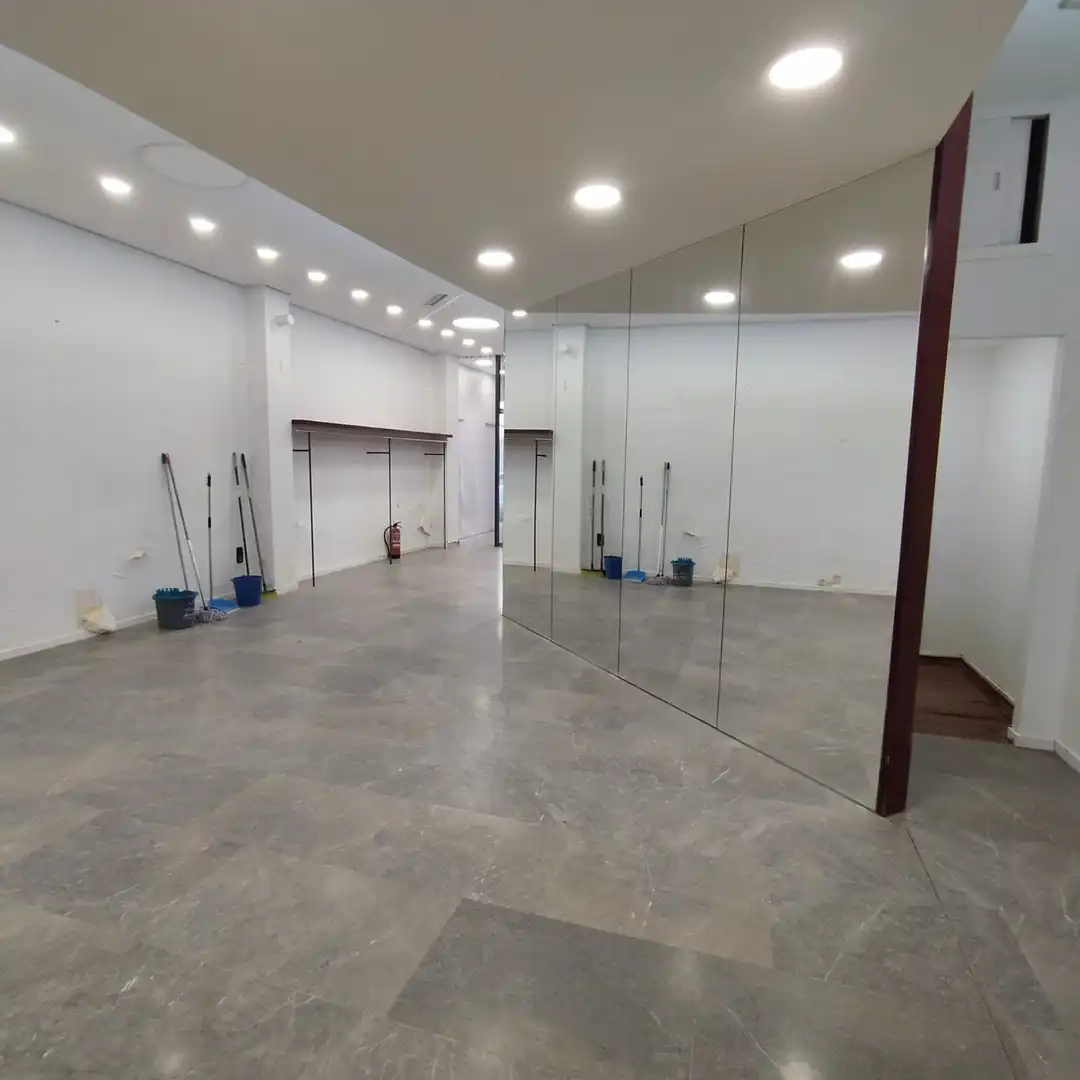 Local comercial en venda a Algemesí, imagen 4