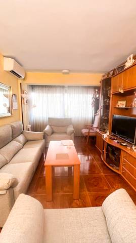 Piso en Venta en Calle de Jadraque en Portazgo