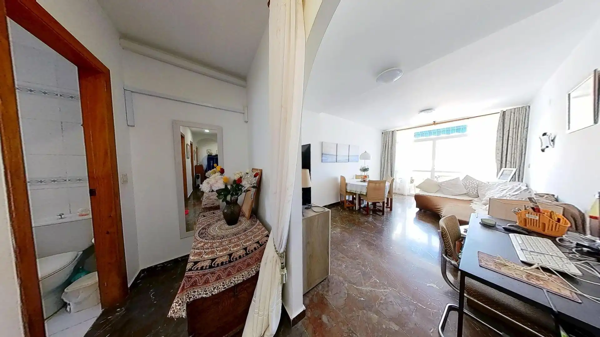 Wohnzimmer von Wohnungen zum Verkauf in Gualchos mit Klimaanlage, Terrasse und Abstellraum