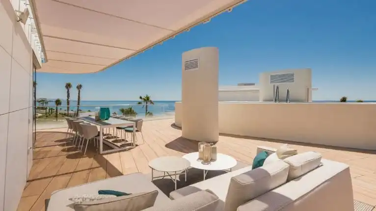 Apartament amb piscina en venda a Estepona Pueblo, imagen 6