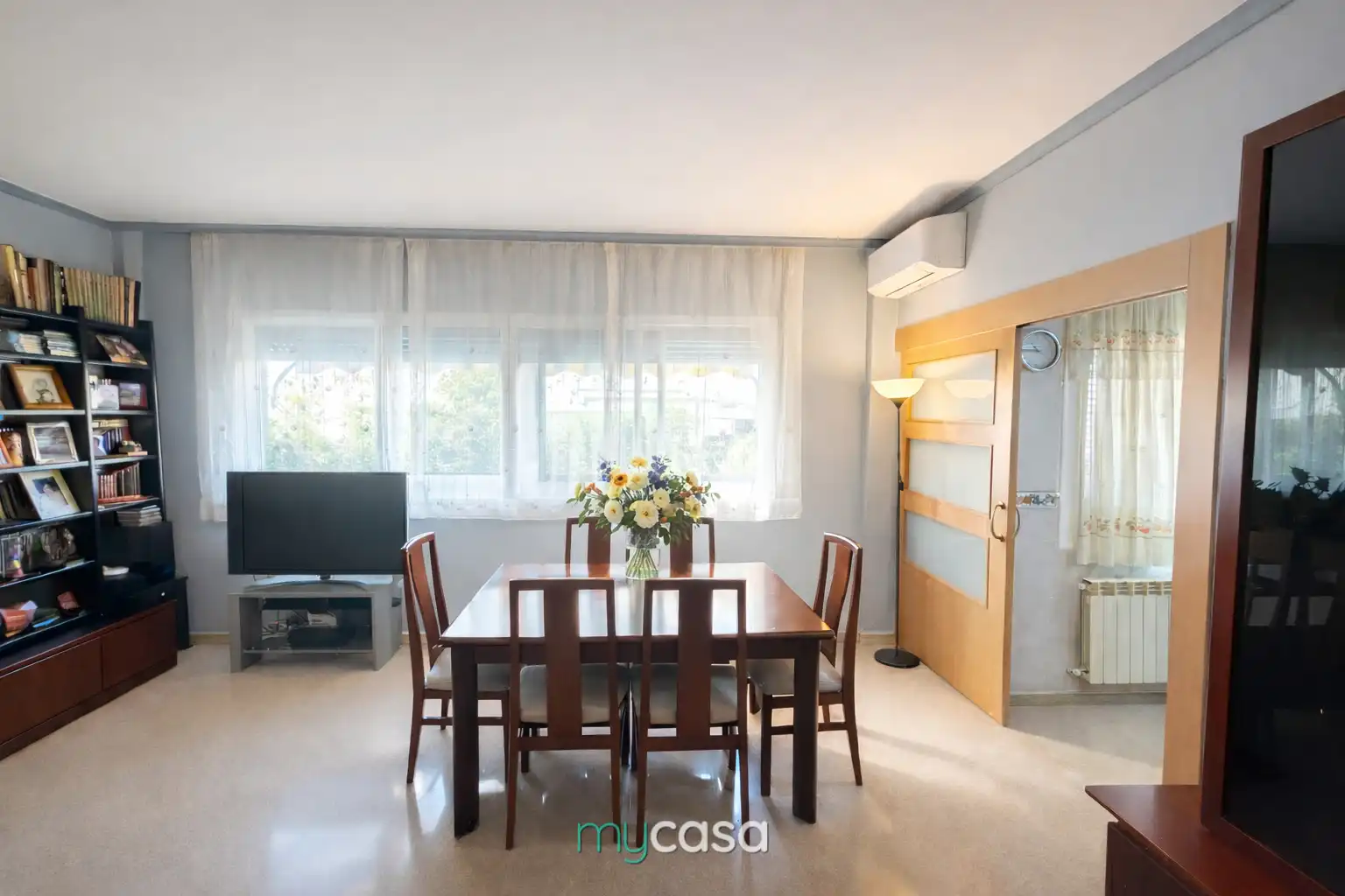 Menjador de Pis en venda en Badalona amb Aire condicionat i Calefacció