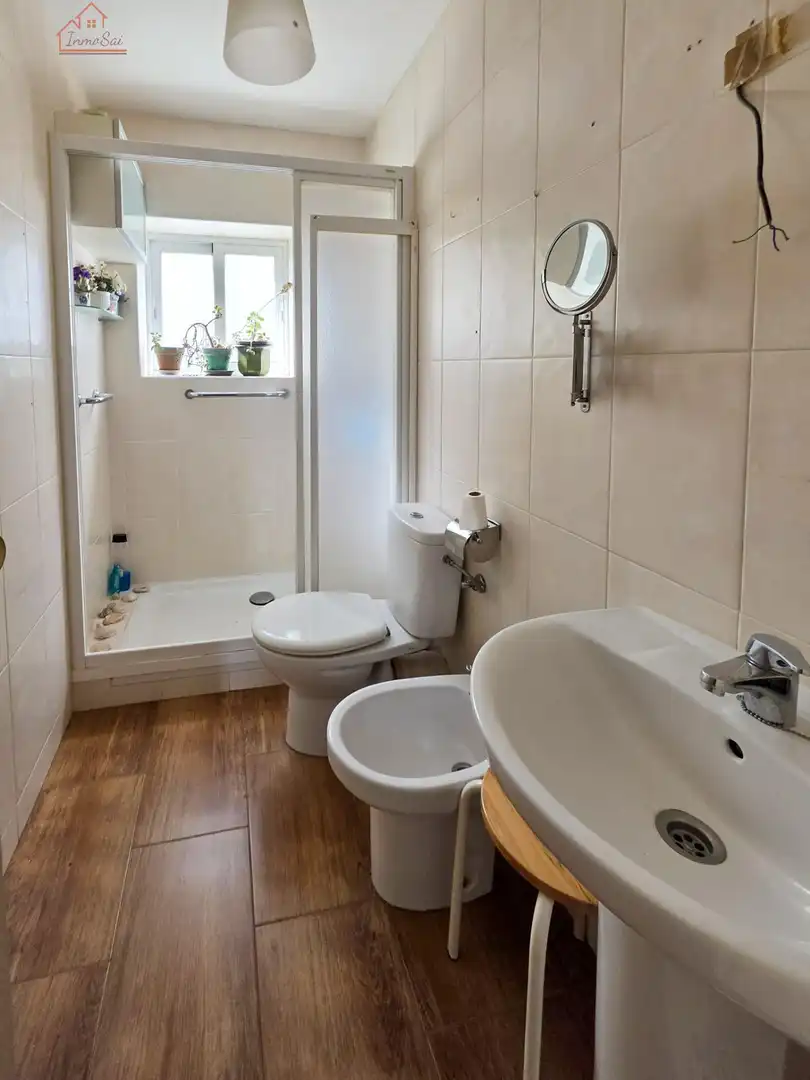 Bathroom of Flat for sale in Madrid  with Heating and Furnished