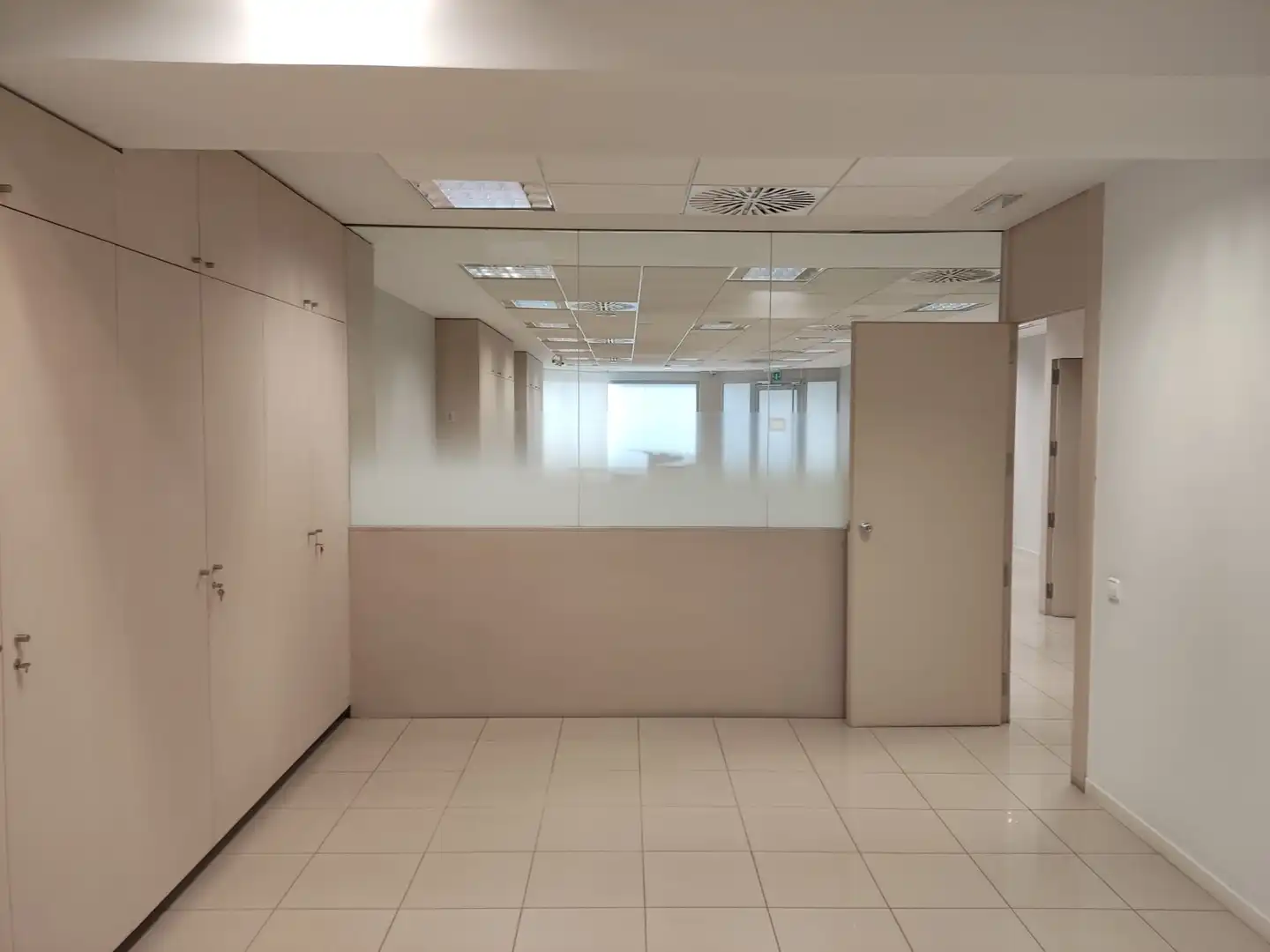 Local comercial en venta en Av Cataluña, Esq París, imagen 6