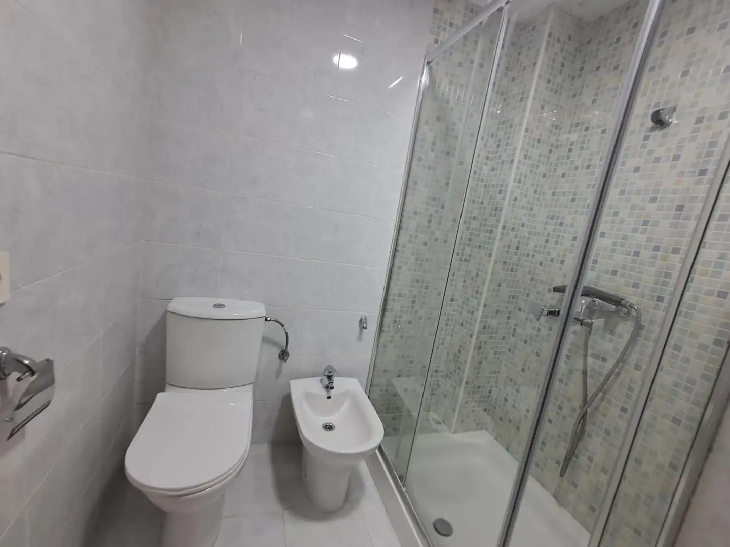 Baño de Piso de alquiler en La Llosa