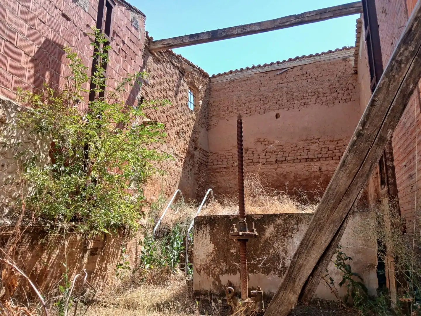 Vista exterior de Residencial en venda en Melgar de Fernamental