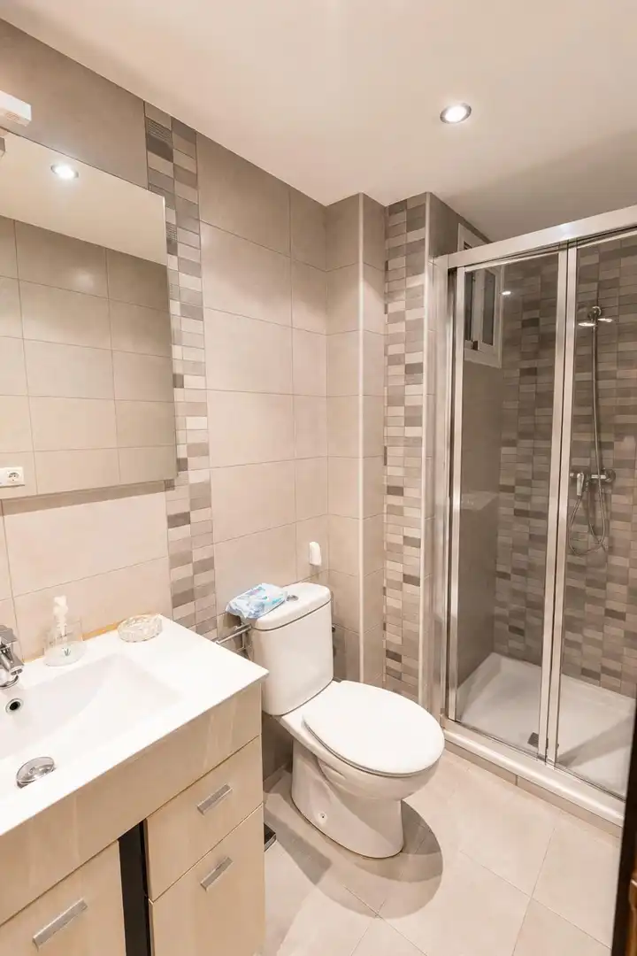 Baño de Piso en venta en Zaragoza con Calefacción, Terraza y Amueblado