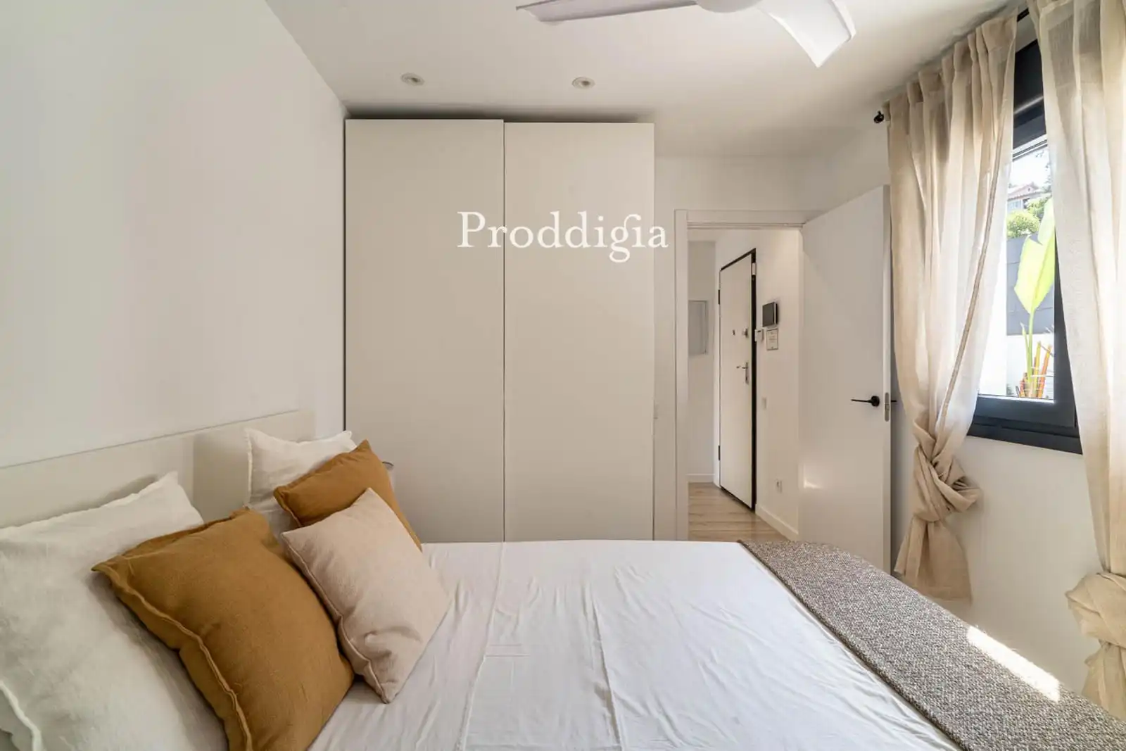 Bedroom of Houses for rent in Sant Cugat del Vallès  with Air Conditioner, Storage room and Swimming Pool