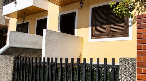 Foto 3 de Casa adosada en venda a Calle Elías Mújica, 33, La Cuesta -Finca España, San Cristóbal de la Laguna