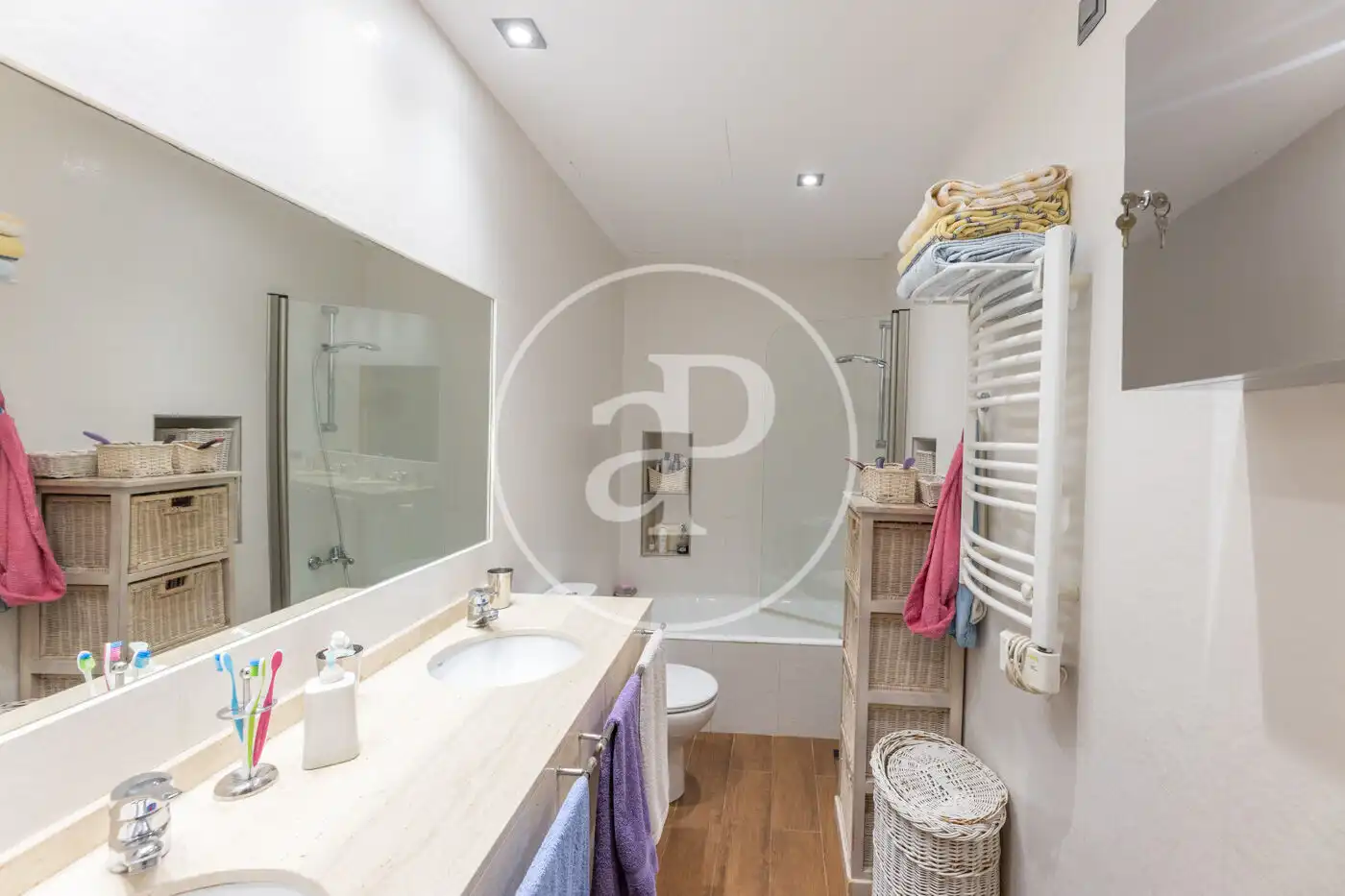Bany de Casa o xalet en venda en  Palma de Mallorca amb Calefacció, Jardí privat i Terrassa